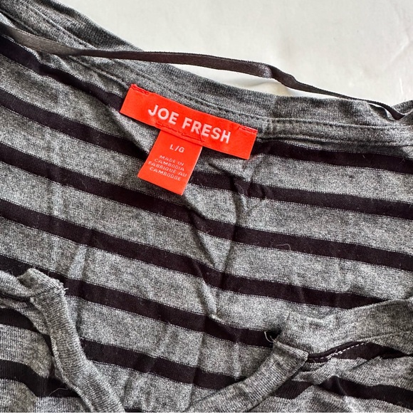 Joe Fresh Top - Picture 4 of 7